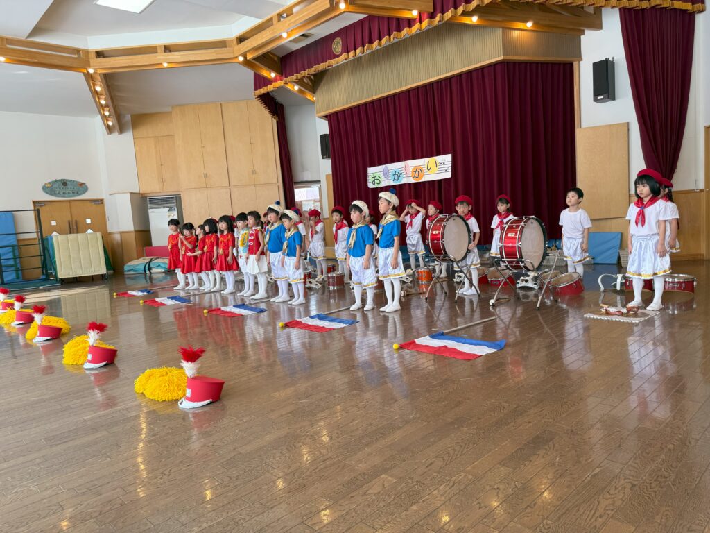 幼稚園のお遊戯会1